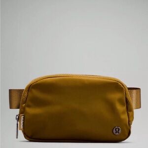 Lululemon Everywhere Belt Bag